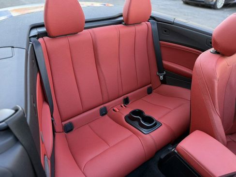Used 2016 BMW M235i Convertible image 31