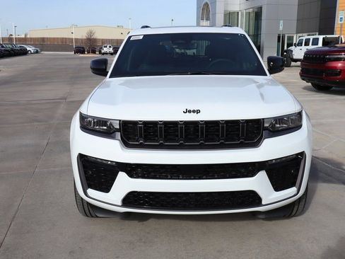 New 2026 Jeep Grand Cherokee Limited image 10