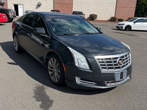 Used 2015 Cadillac XTS Luxury AWD/4WD image 3
