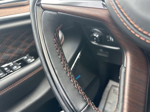 Used 2024 Jeep Grand Cherokee Summit w/ Luxury Tech Group V image 58