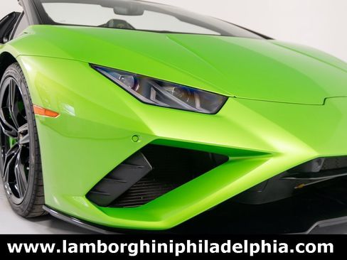 Used 2021 Lamborghini Huracan EVO image 40