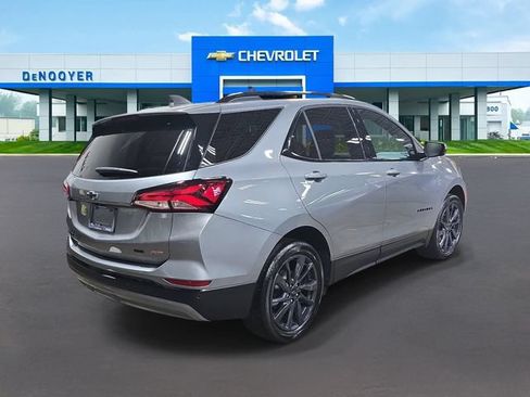 Used 2024 Chevrolet Equinox RS w/ RS Leather Package AWD/4WD image 9