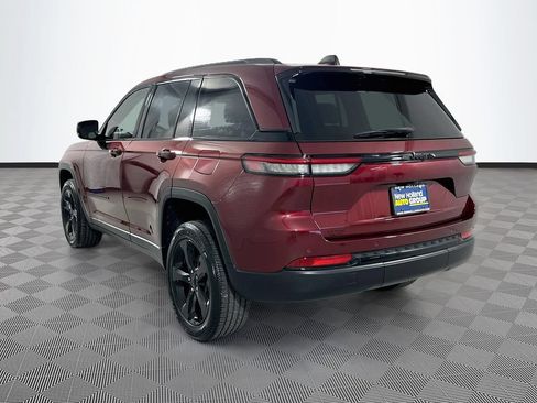 Certified 2023 Jeep Grand Cherokee Altitude RWD image 5