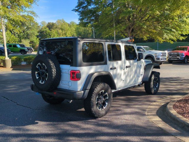 Used 2024 Jeep Wrangler Unlimited Rubicon 4xe w/ Capability Package AWD/4WD image 5
