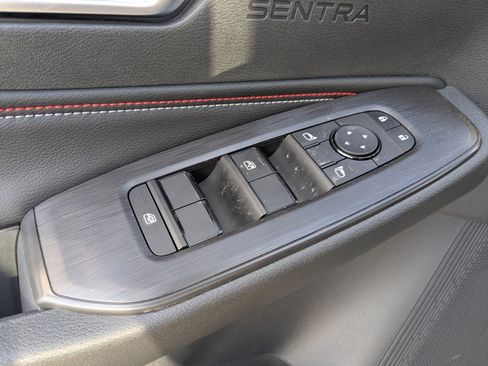 New 2026 Nissan Sentra SR FWD image 20