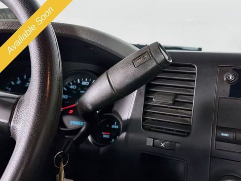 Used 2009 Chevrolet Silverado 1500 W/T w/ Skid Plate Package AWD/4WD image 15