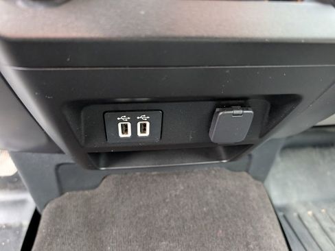 Used 2019 Ford F150 XLT w/ Equipment Group 302A Luxury image 15