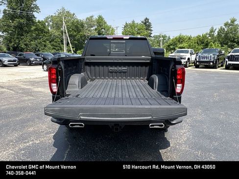 New 2025 GMC Sierra 1500 Elevation image 22