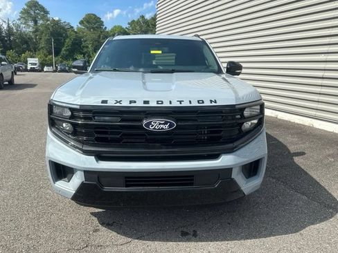New 2027 Ford Expedition Max Platinum w/ Stealth Performance Package AWD/4WD image 8