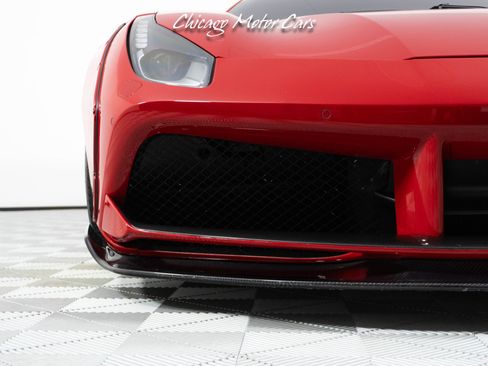 Used 2016 Ferrari 488 GTB RWD image 11
