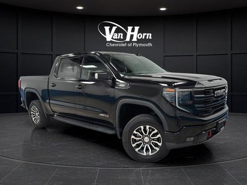 Used 2023 GMC Sierra 1500 AT4 w/ AT4 Premium Package AWD/4WD image 1