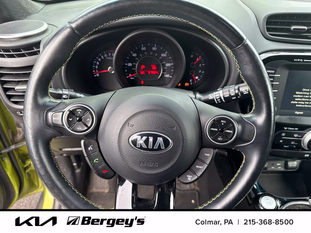 Used 2015 Kia Soul + w/ Primo Package FWD image 13