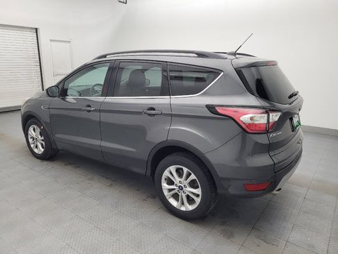 Used 2017 Ford Escape SE w/ Equipment Group 201A FWD image 3