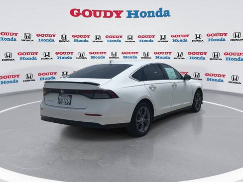 Certified 2023 Honda Accord EX image 8