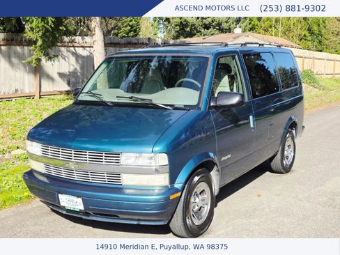 Used 2002 Chevrolet Astro image 1