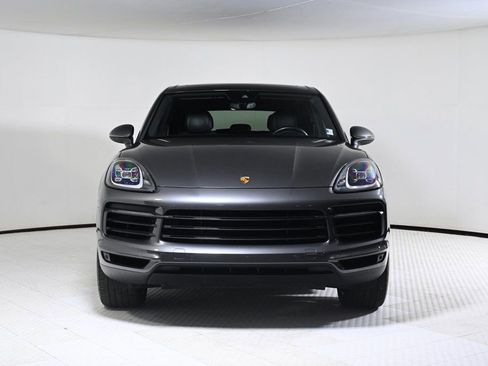 Certified 2023 Porsche Cayenne image 10