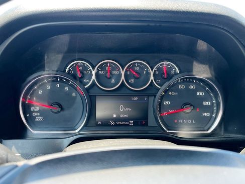Used 2020 Chevrolet Silverado 1500 LT w/ Trailering Package AWD/4WD image 12