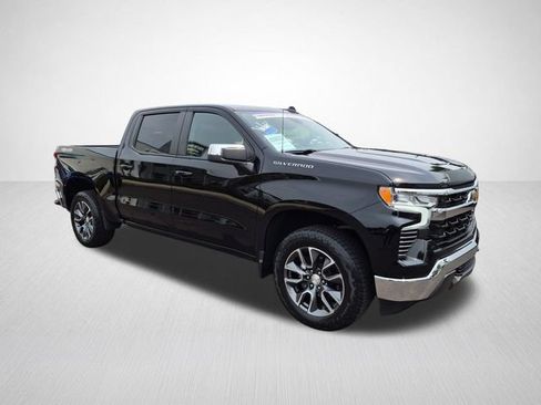 Used 2023 Chevrolet Silverado 1500 LT AWD/4WD image 4