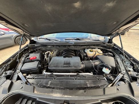 Used 2023 Chevrolet Tahoe Z71 w/ Off-Road Capability Package image 33