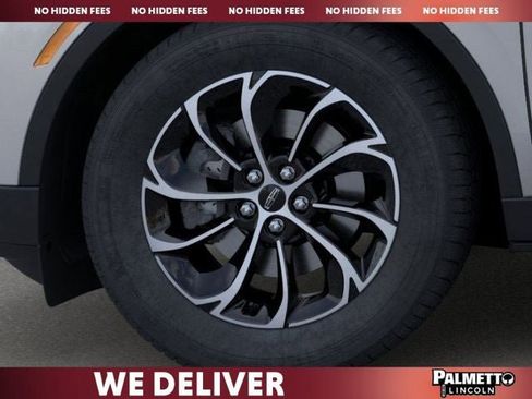 New 2026 Lincoln Nautilus Premier image 19