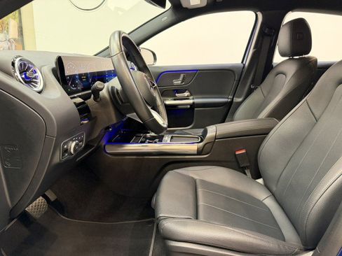 Certified 2025 Mercedes-Benz GLA 250 image 6