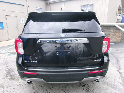 Used 2022 Ford Explorer Limited w/ Equipment Group 301A image 5