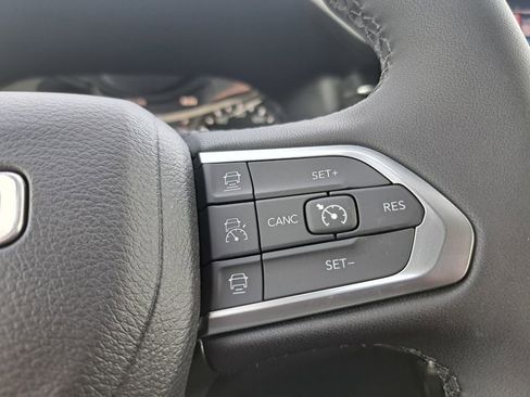 New 2026 Jeep Compass Limited image 13