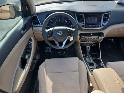 Used 2016 Hyundai Tucson SE image 13