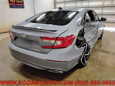 Used 2022 Honda Accord Sport image 3