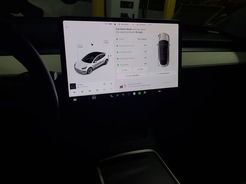 Used 2021 Tesla Model 3 Standard Range Plus RWD image 25