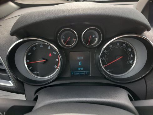Used 2016 Buick Encore FWD image 29