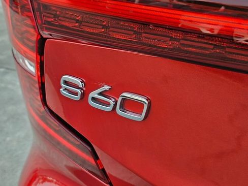 Used 2019 Volvo S60 T8 R-Design AWD/4WD image 13