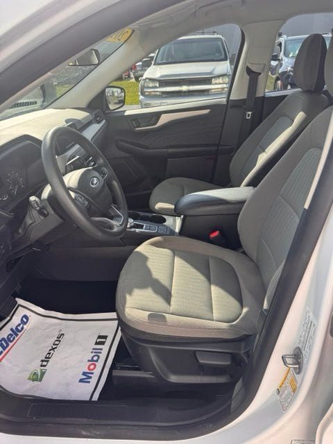 Used 2022 Ford Escape S AWD/4WD image 13
