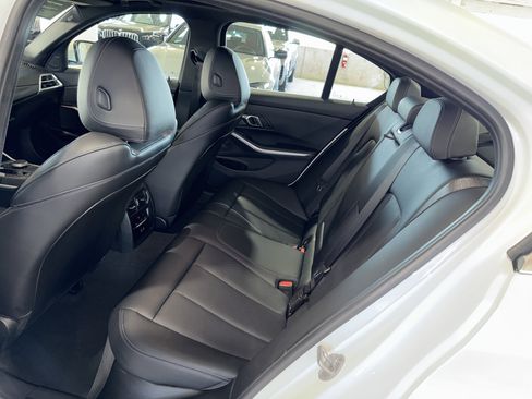 Certified 2025 BMW 330i Sedan image 15