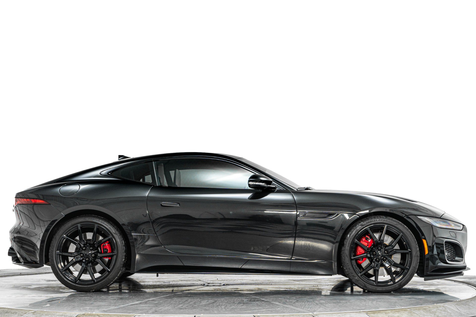 Used 2023 Jaguar F-TYPE R AWD/4WD image 40