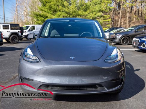 Used 2023 Tesla Model Y Long Range image 6