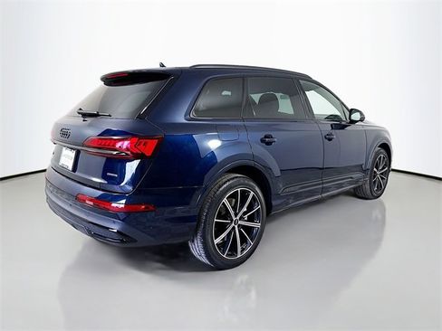 Used 2023 Audi Q7 3.0T Premium Plus image 5