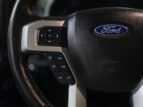 Used 2017 Ford F350 Lariat image 26