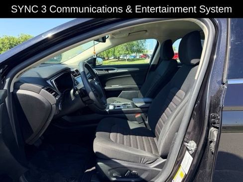 Used 2020 Ford Fusion SE AWD/4WD image 8