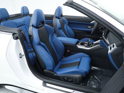Used 2026 BMW M4 xDrive Competition w/ Executive Package AWD/4WD image 19