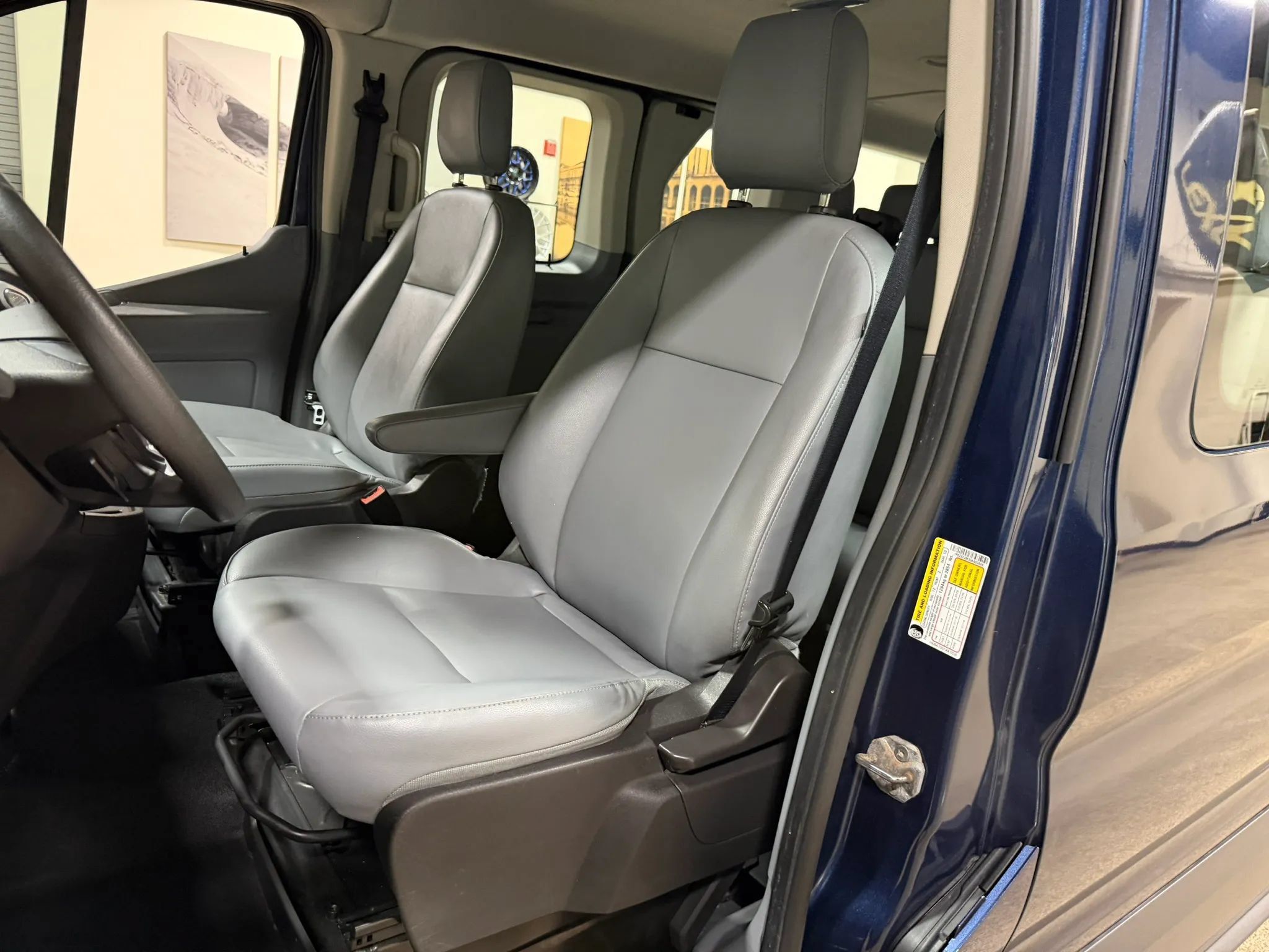 Used 2016 Ford Transit 350 XL RWD image 38