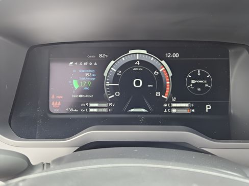 Certified 2026 Toyota Tundra Limited AWD/4WD image 19