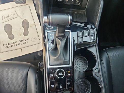 Used 2023 Kia Sportage SX image 27