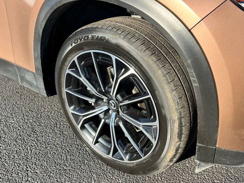 Certified 2025 MAZDA CX-70 Plug-In Hybrid w/ Premium Plus image 11