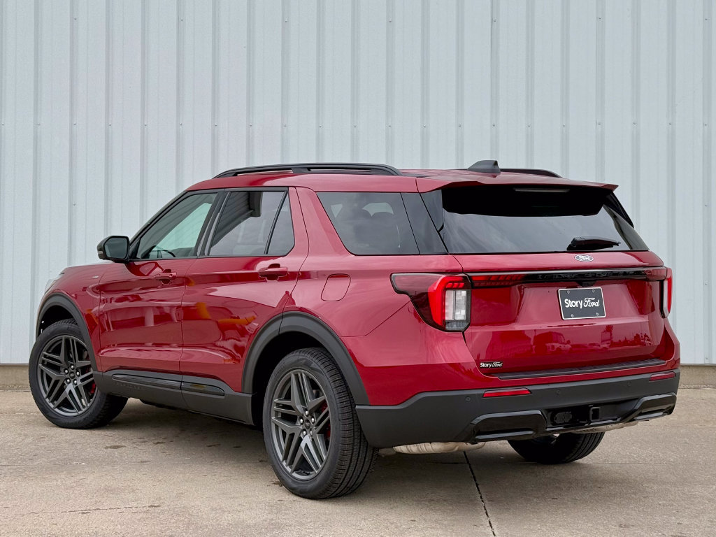 New 2027 Ford Explorer ST-Line w/ Premium Package AWD/4WD image 4