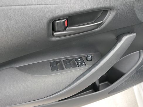 Used 2024 Toyota Corolla LE image 14