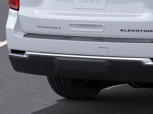 New 2026 GMC Yukon XL Elevation w/ Elevation Premium Package RWD image 16