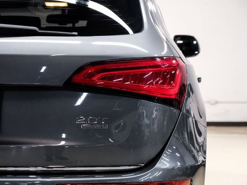 Used 2016 Audi Q5 2.0T Premium Plus w/ Technology Package image 62