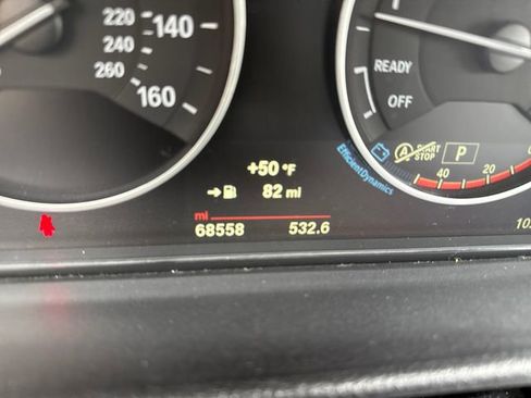 Used 2018 BMW 320i xDrive Sedan w/ Premium Package image 19