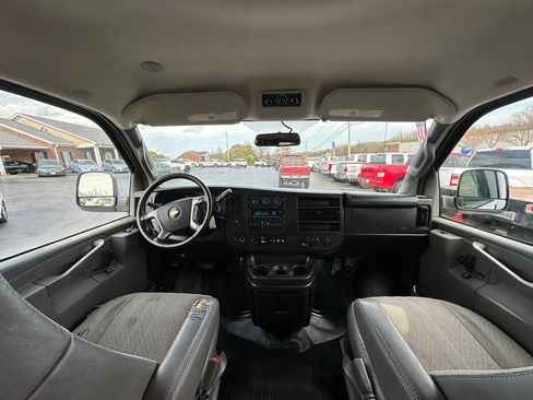 Used 2019 Chevrolet Express 3500 LS image 11